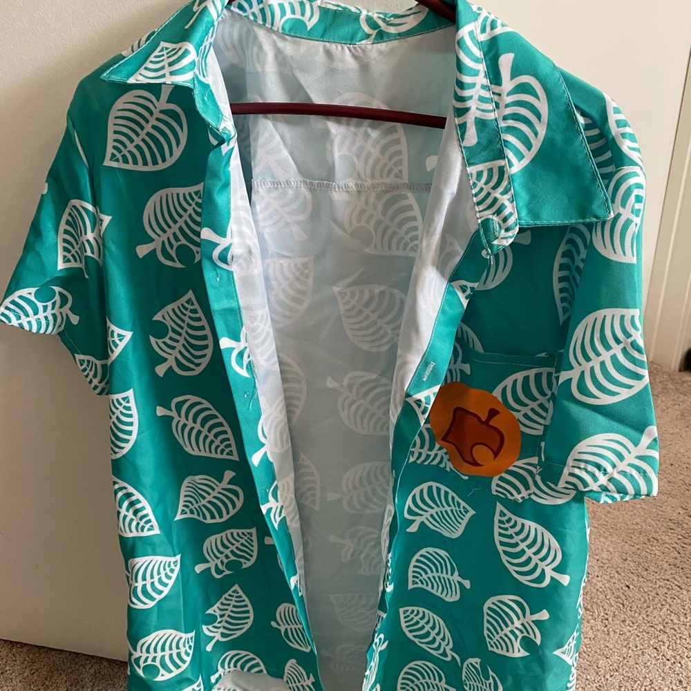 Animal crossing button up